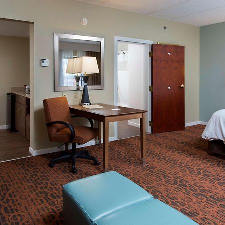 Hampton Inn Трой Екстер'єр фото