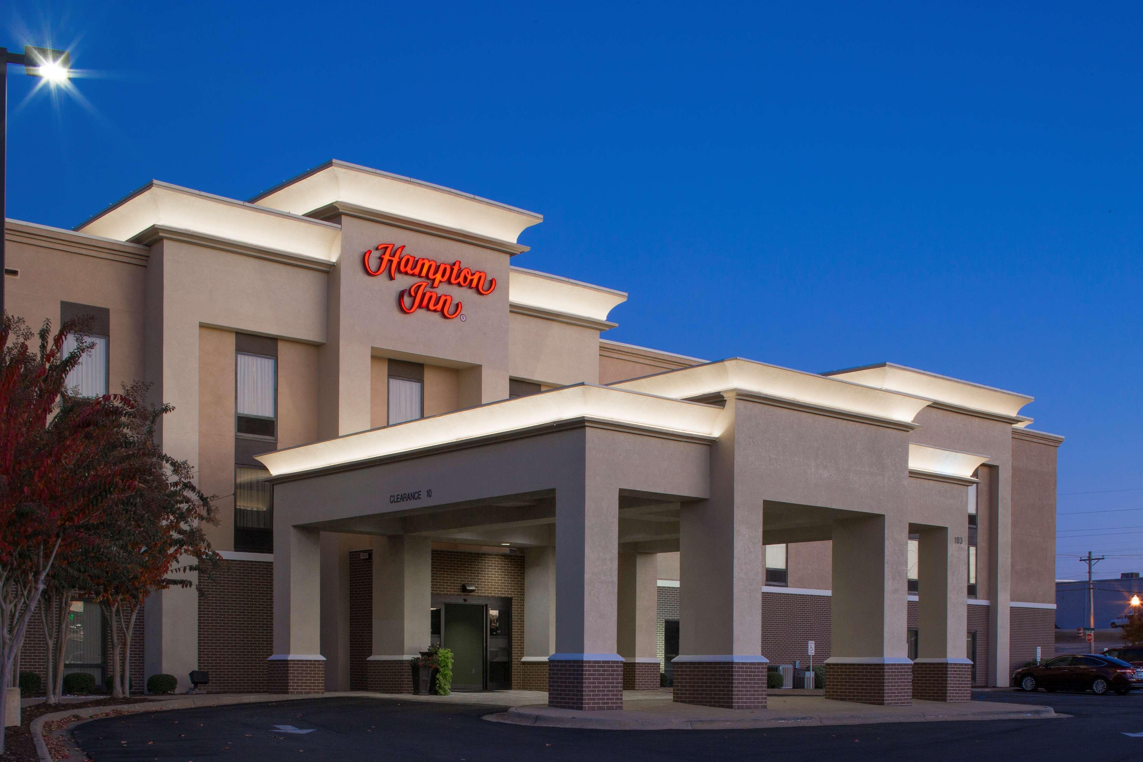 Hampton Inn Трой Екстер'єр фото