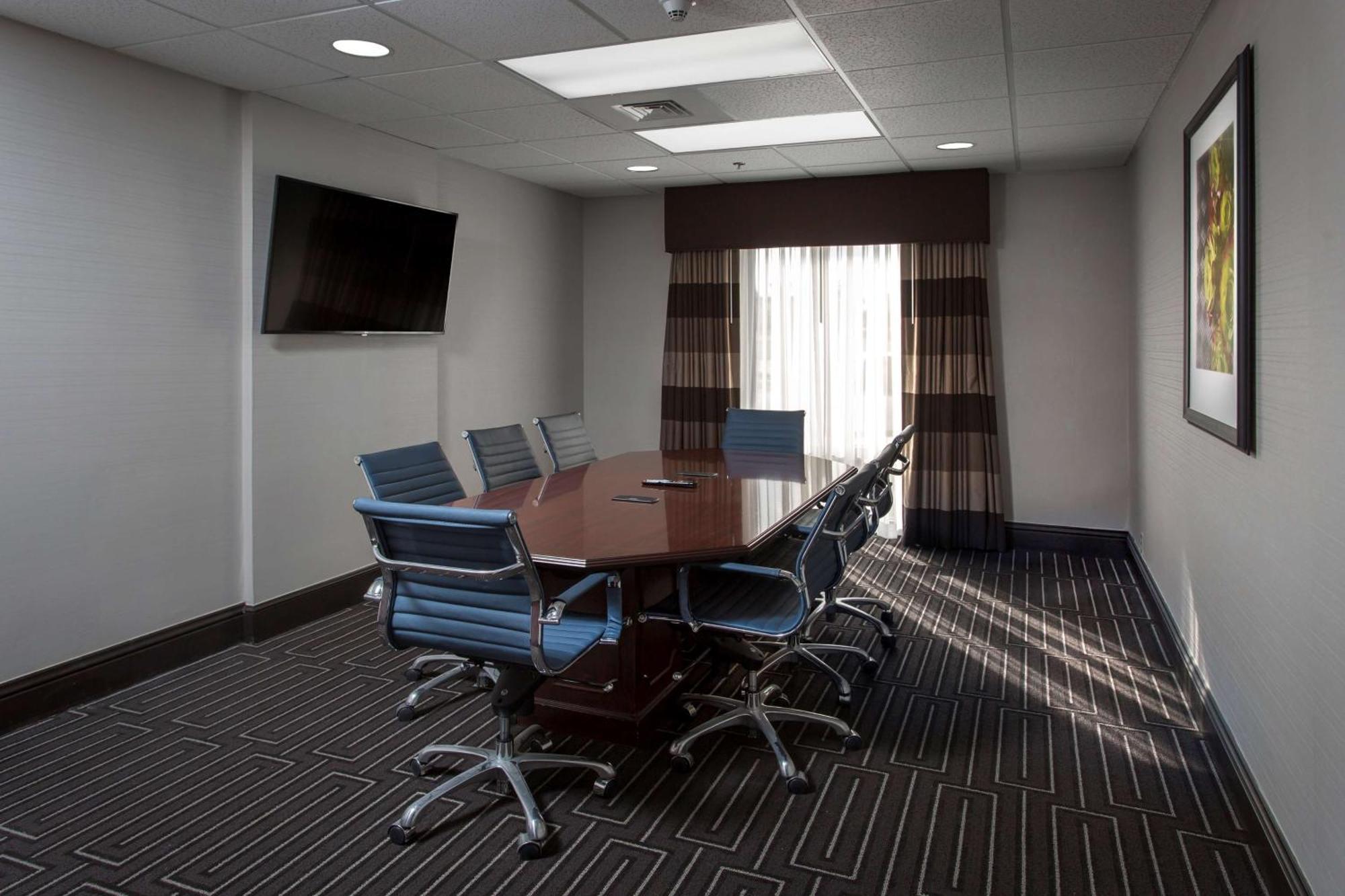 Hampton Inn Трой Екстер'єр фото