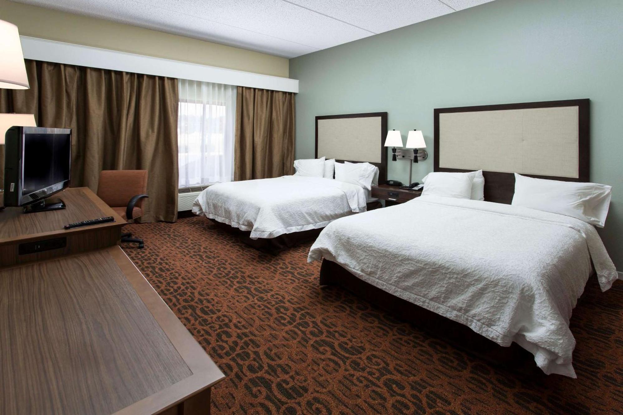 Hampton Inn Трой Екстер'єр фото