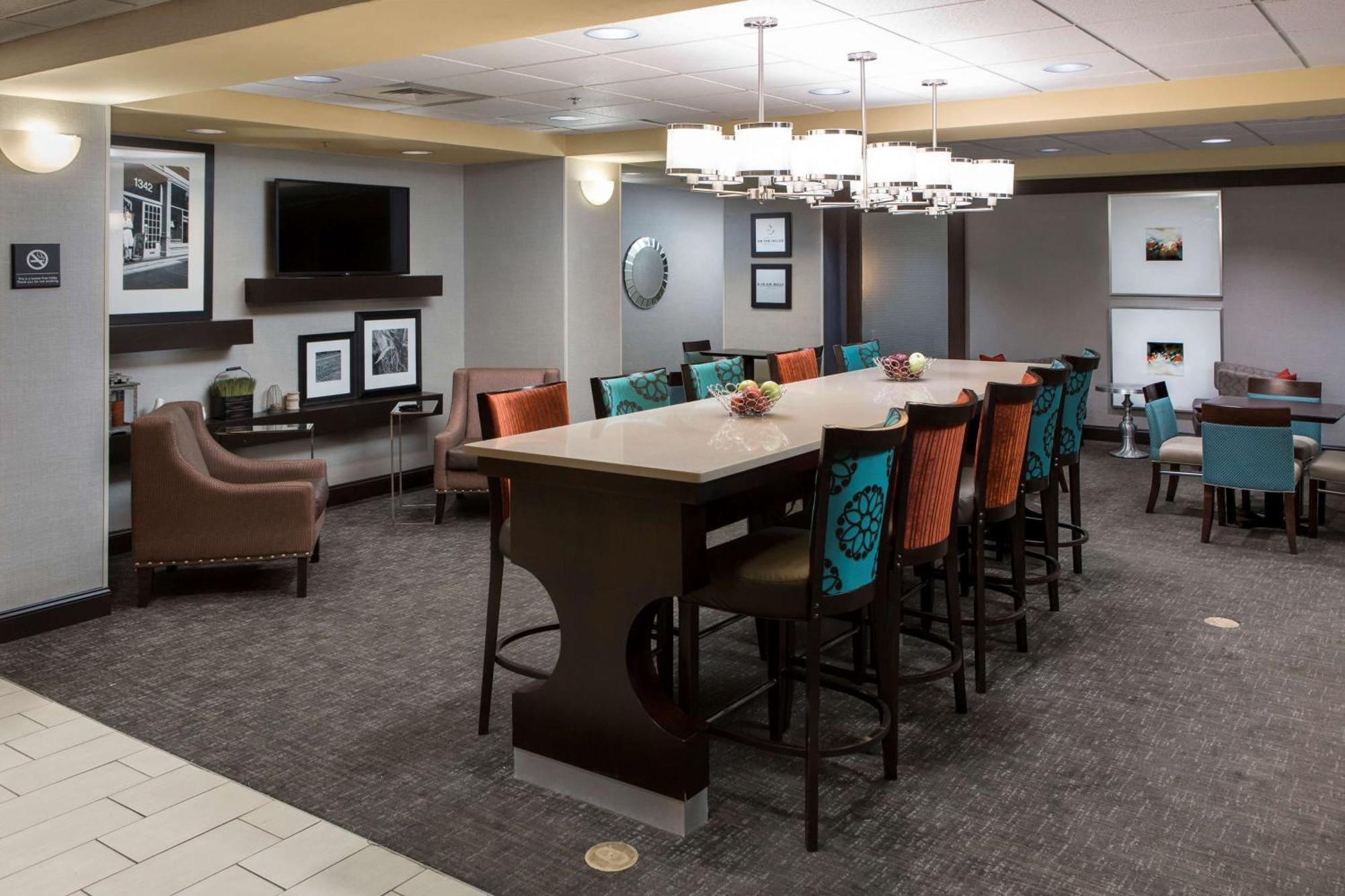 Hampton Inn Трой Екстер'єр фото