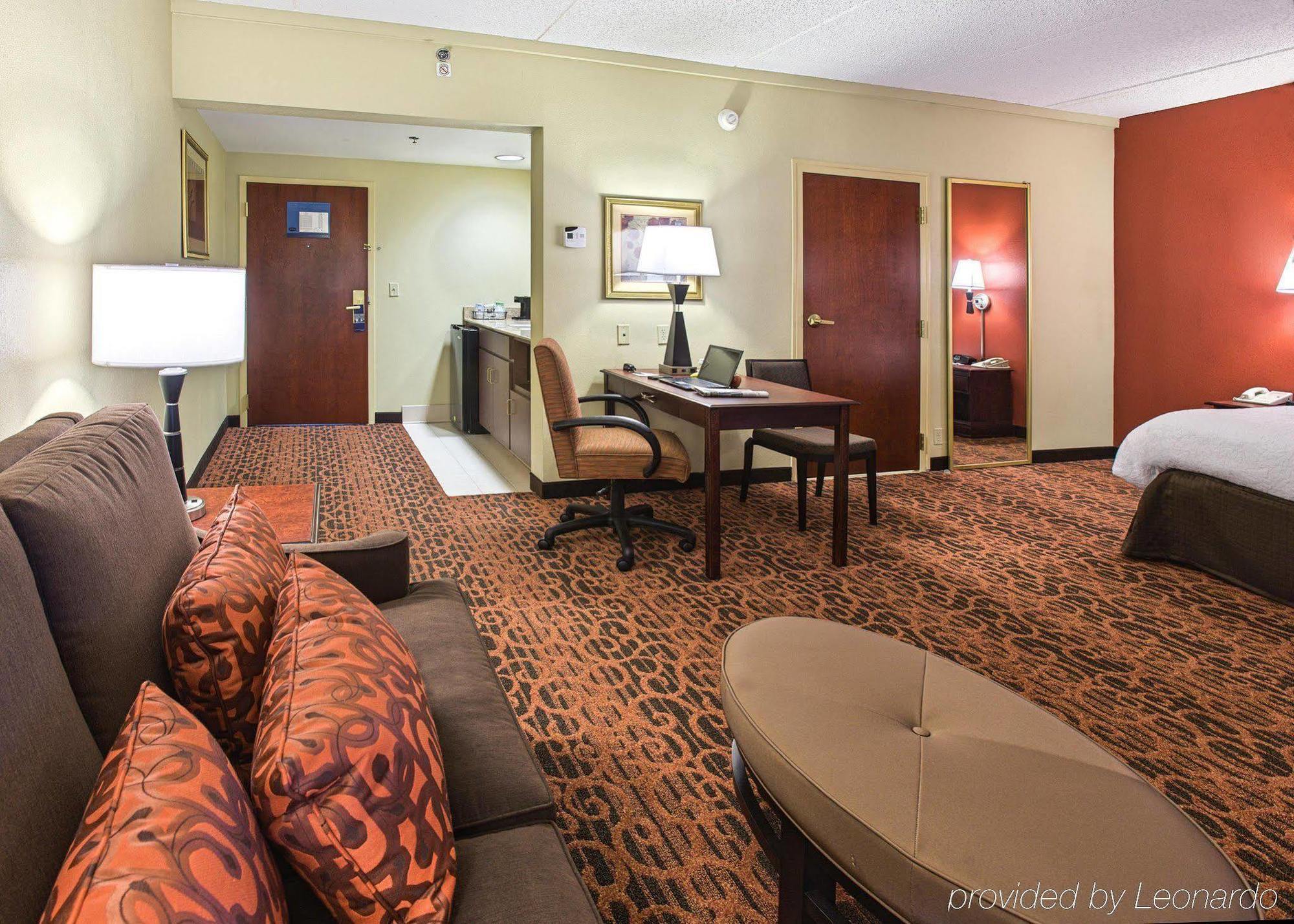 Hampton Inn Трой Екстер'єр фото